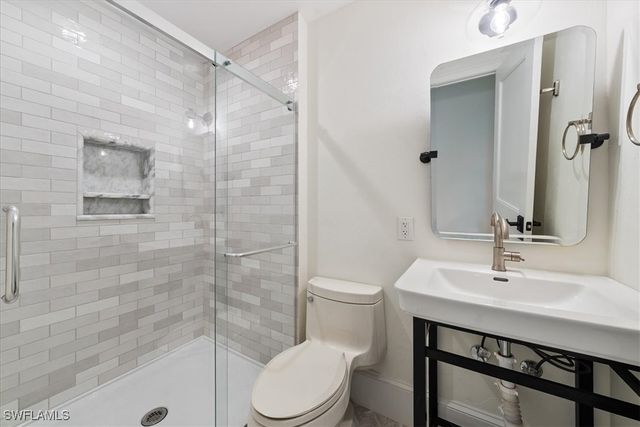 4719 Villa Mare LN, Naples, FL 34103