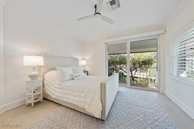 4719 Villa Mare LN, Naples, FL 34103