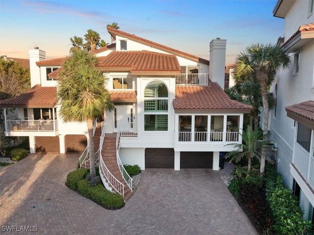 4719 Villa Mare LN, Naples, FL 34103