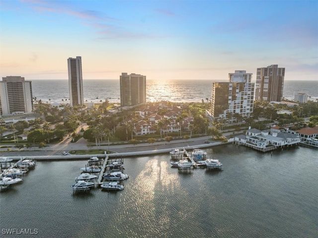 4719 Villa Mare LN, Naples, FL 34103