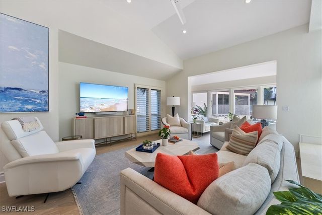 4719 Villa Mare LN, Naples, FL 34103