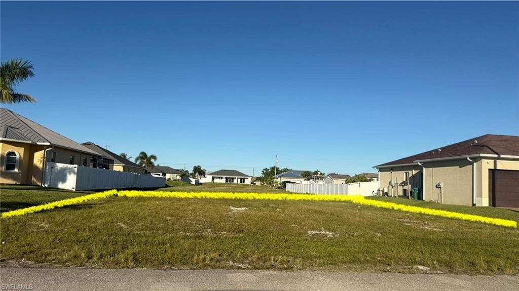 1008 NW 33rd AVE, Cape Coral, FL 33993