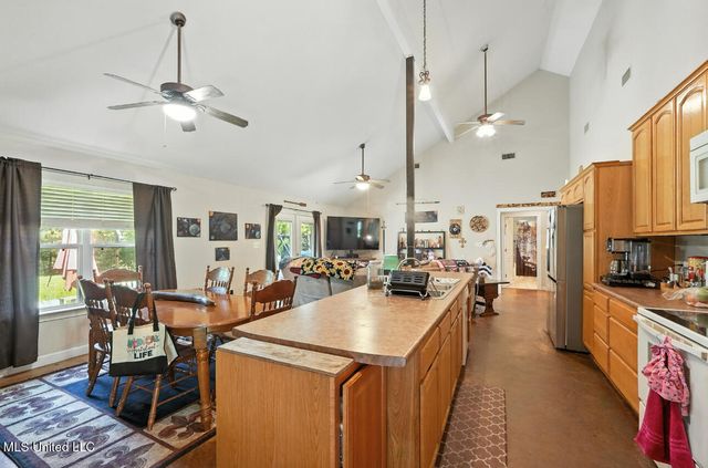 243 Mcsween Road, Picayune, MS 39466