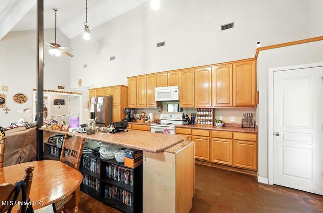 243 Mcsween Road, Picayune, MS 39466