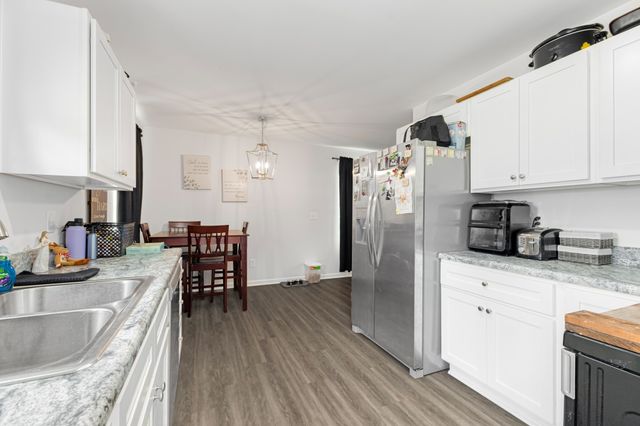 470 Meadowbrook Dr, Mcminnville, TN 37110