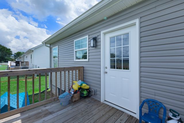 470 Meadowbrook Dr, Mcminnville, TN 37110