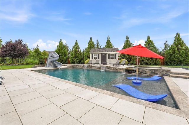 526 Rosemont Avenue, Canton, GA 30115