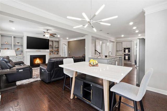 526 Rosemont Avenue, Canton, GA 30115