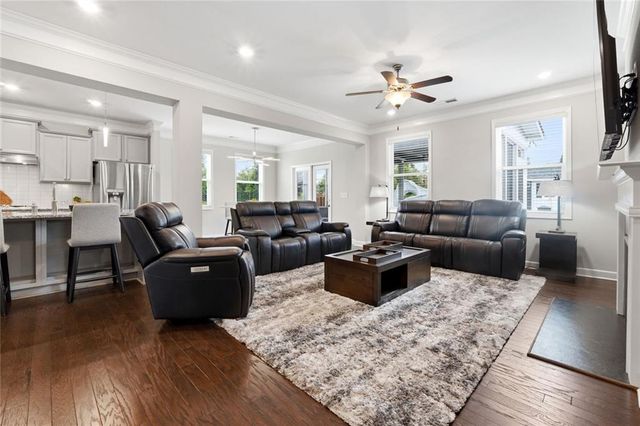 526 Rosemont Avenue, Canton, GA 30115