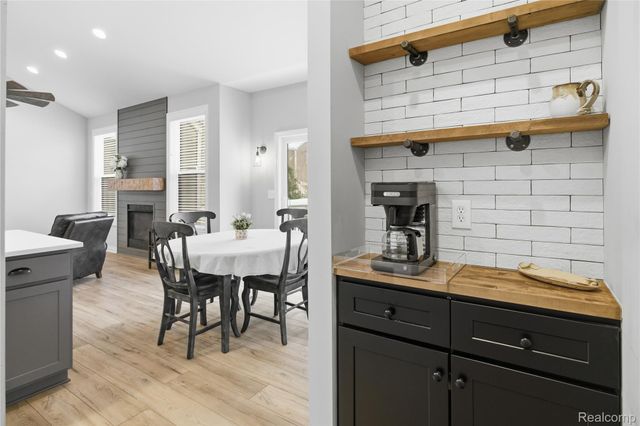 12425 Wolfberry Court, Fenton Charter Township, MI 48430