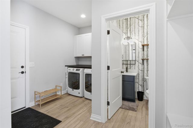 12425 Wolfberry Court, Fenton Charter Township, MI 48430