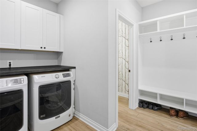 12425 Wolfberry Court, Fenton Charter Township, MI 48430