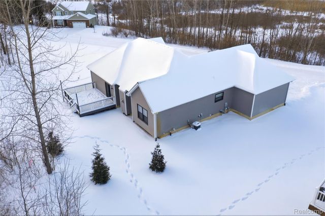 12425 Wolfberry Court, Fenton Charter Township, MI 48430