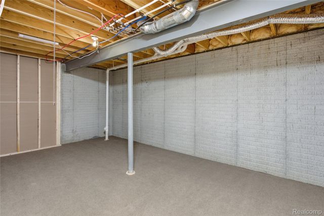 12425 Wolfberry Court, Fenton Charter Township, MI 48430