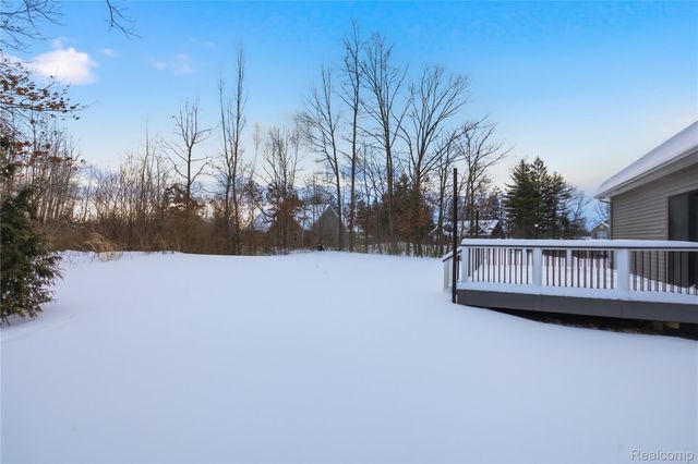 12425 Wolfberry Court, Fenton Charter Township, MI 48430