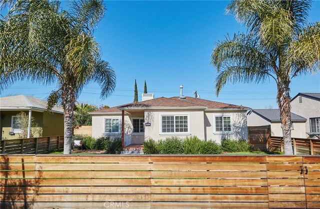 17827 Burbank Boulevard, Encino, CA 91316