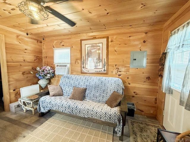 83 NC 7135, Pelsor, AR 72856