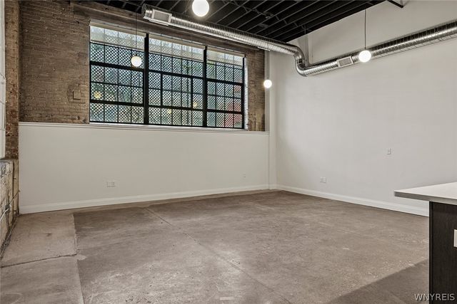 1786 Main Street 104, Buffalo, NY 14208