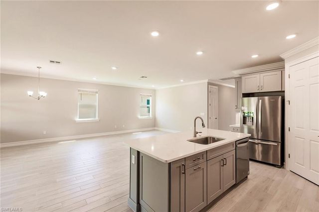 536 Polihale WAY, Naples, FL 34114