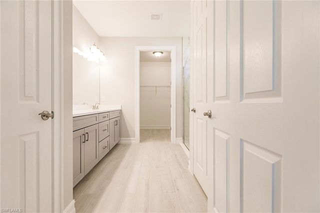 536 Polihale WAY, Naples, FL 34114