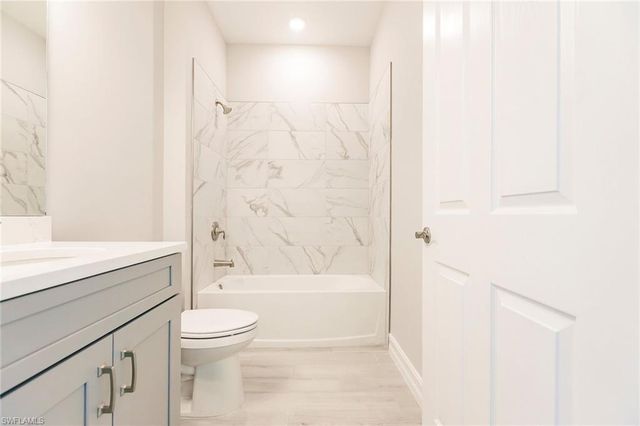 536 Polihale WAY, Naples, FL 34114