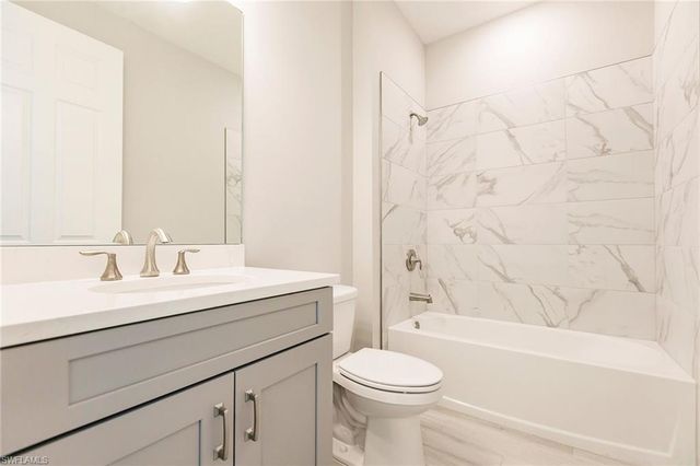 536 Polihale WAY, Naples, FL 34114