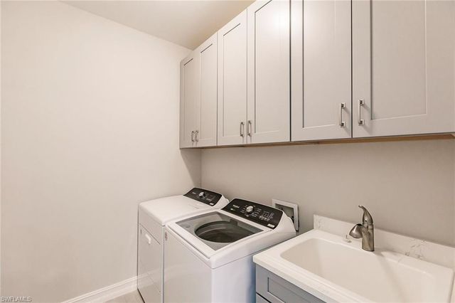 536 Polihale WAY, Naples, FL 34114