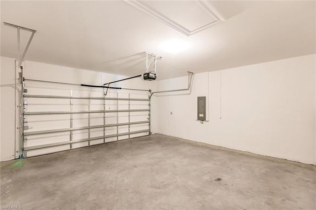 536 Polihale WAY, Naples, FL 34114