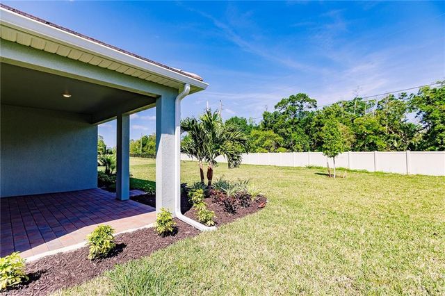 536 Polihale WAY, Naples, FL 34114