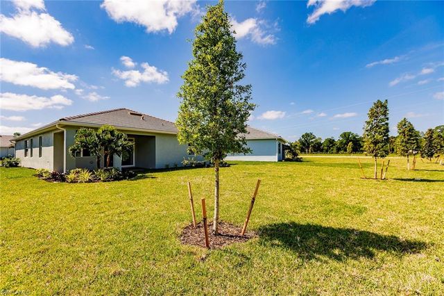 536 Polihale WAY, Naples, FL 34114