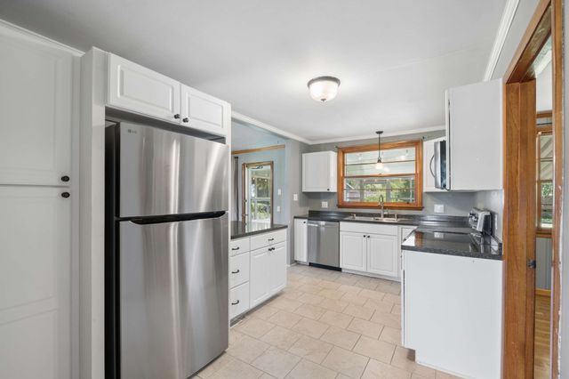 366 Melpar Dr, Nashville, TN 37211