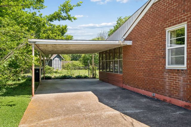 366 Melpar Dr, Nashville, TN 37211