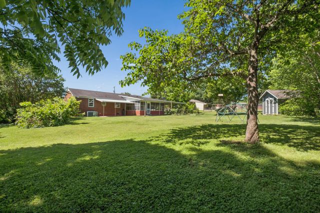 366 Melpar Dr, Nashville, TN 37211