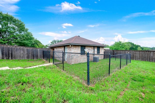 15526 Brookhollow Circle, Forney, TX 75126