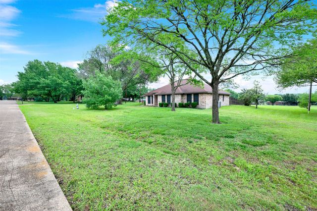 15526 Brookhollow Circle, Forney, TX 75126