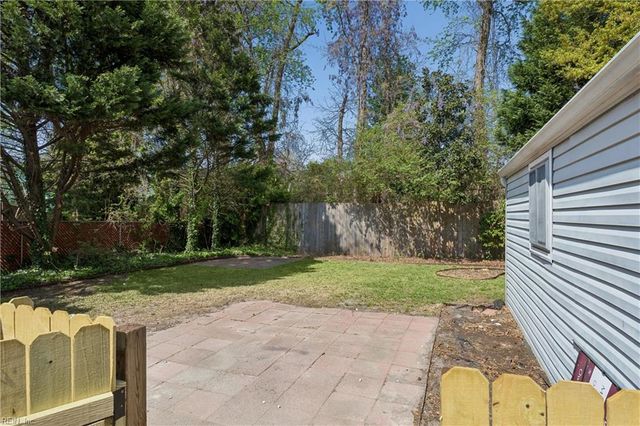 722 Burksdale RD, Norfolk, VA 23518