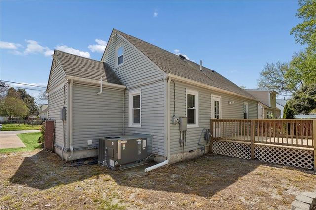 722 Burksdale RD, Norfolk, VA 23518