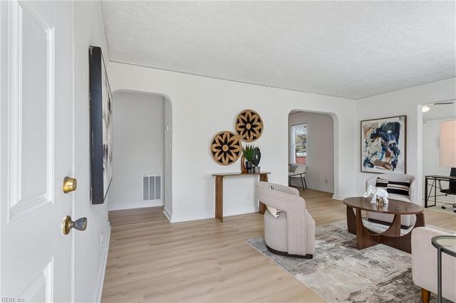 722 Burksdale RD, Norfolk, VA 23518