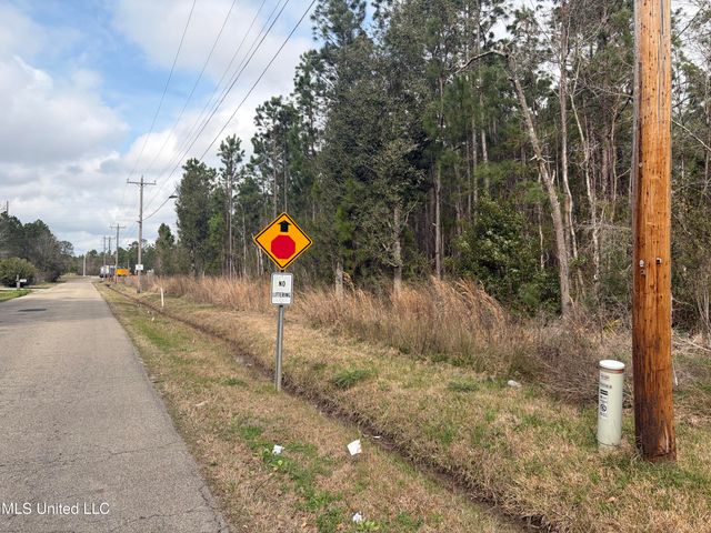 Nhn Tigris Street, Bay Saint Louis, MS 39520