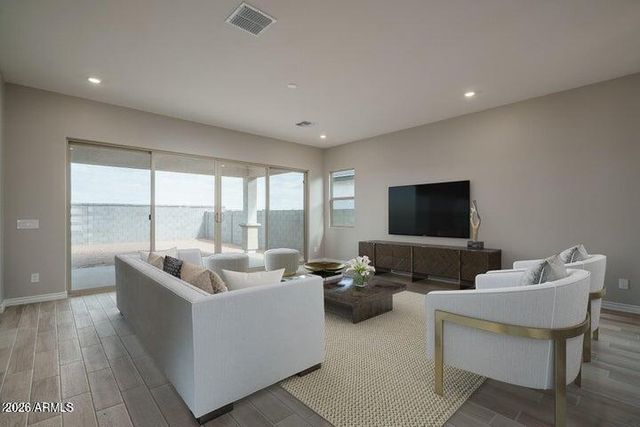 18742 W WESTVIEW Street, Litchfield Park, AZ 85340