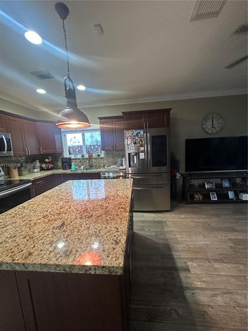 3134 NE 3rd Dr, Homestead, FL 33033