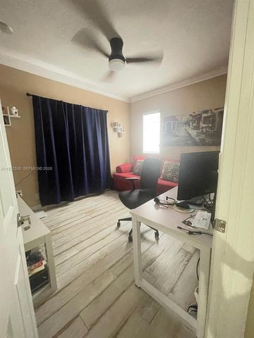 3134 NE 3rd Dr, Homestead, FL 33033