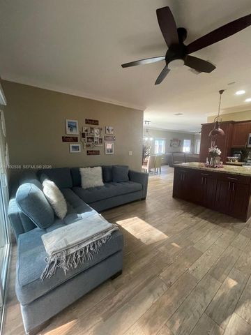 3134 NE 3rd Dr, Homestead, FL 33033