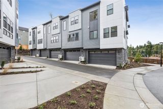 18805 99th Court NE #D, Bothell, WA 98011
