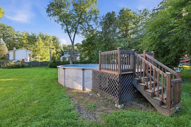 121 Seminole Drive, Edgerton, WI 53534