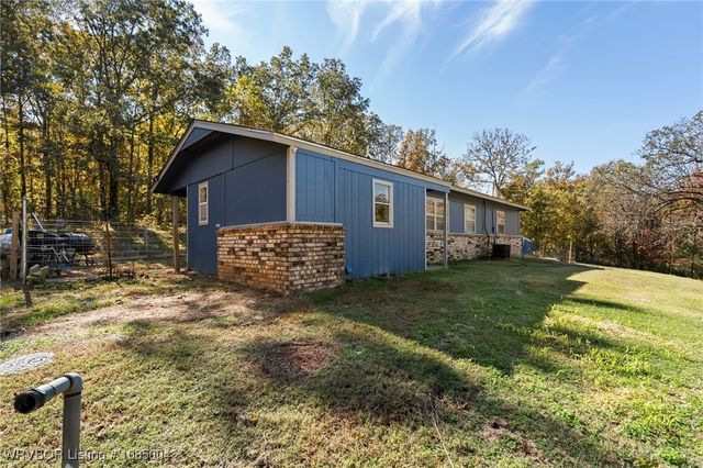 96942 S 4740 Road, Muldrow, OK 74948