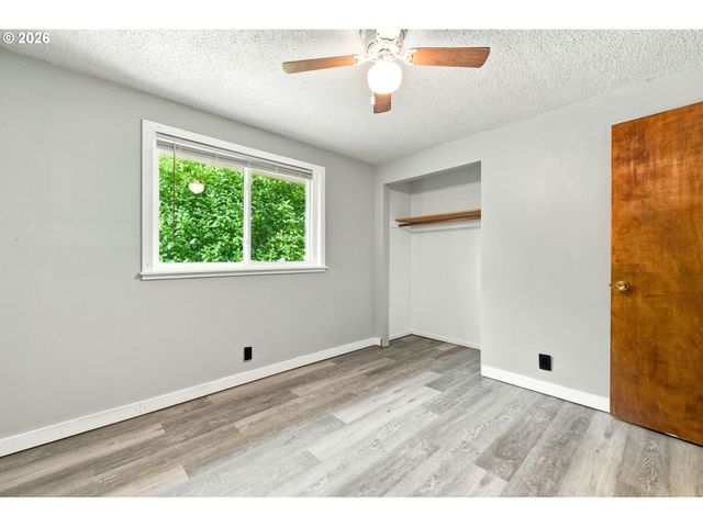 1842 LAVETA Ln, Eugene, OR 97402