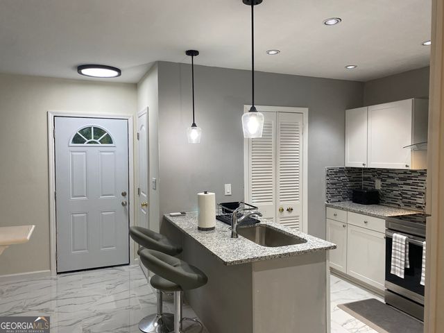 825 Forest Lake Drive S 2, Macon, GA 31210