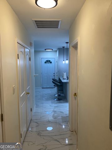825 Forest Lake Drive S 2, Macon, GA 31210