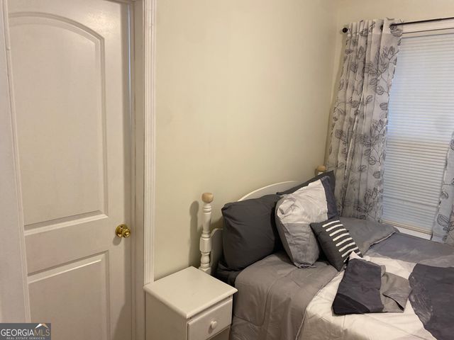 825 Forest Lake Drive S 2, Macon, GA 31210